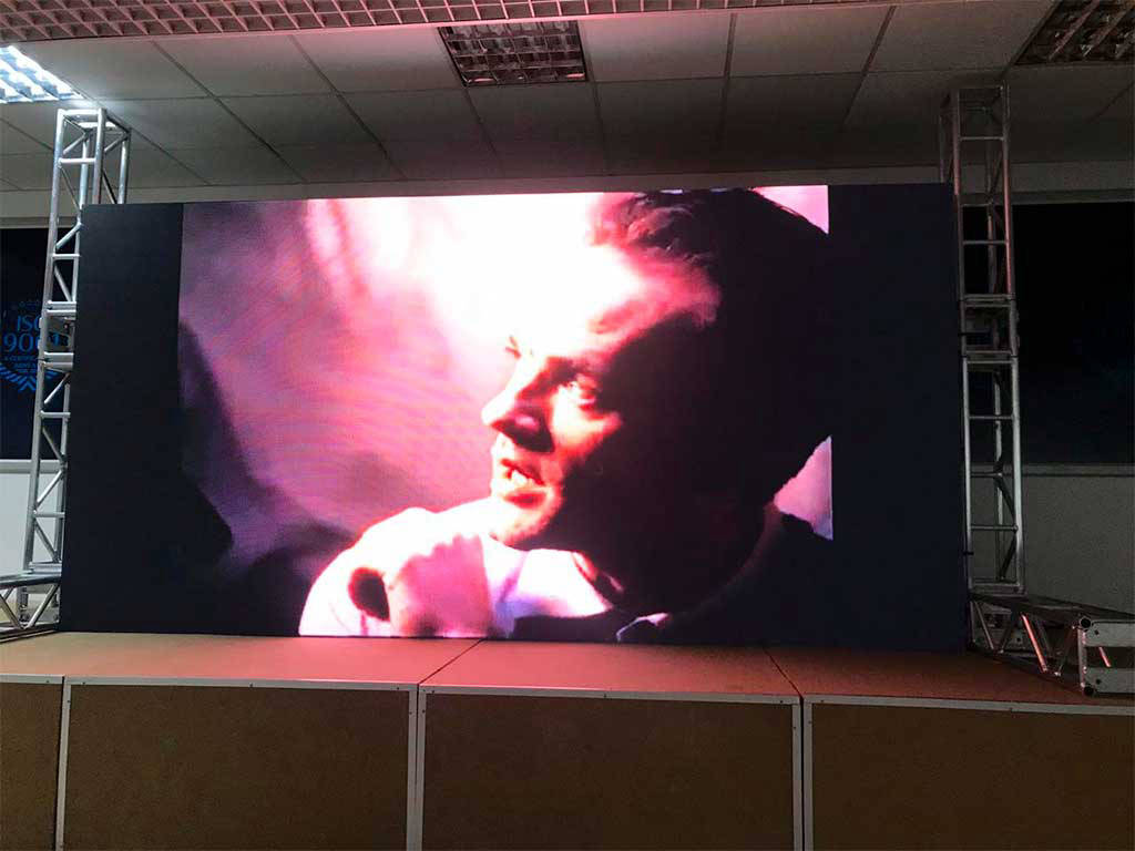 Painel de Led Idea - P3 indoor curvo